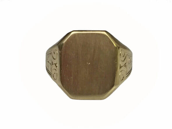 10 Karat Yellow Gold Signet Ring