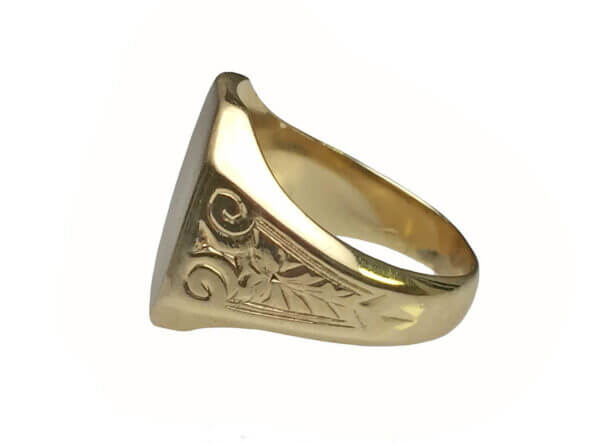 10 Karat Yellow Gold Signet Ring